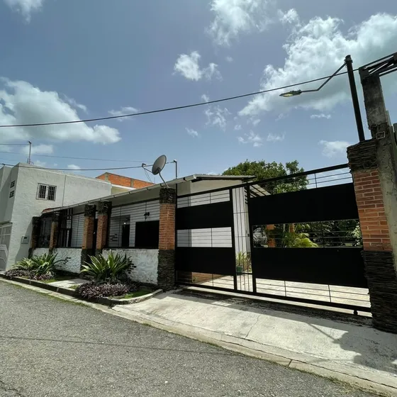 Se Vende Parcela Calle Cerrada La Cumaca 