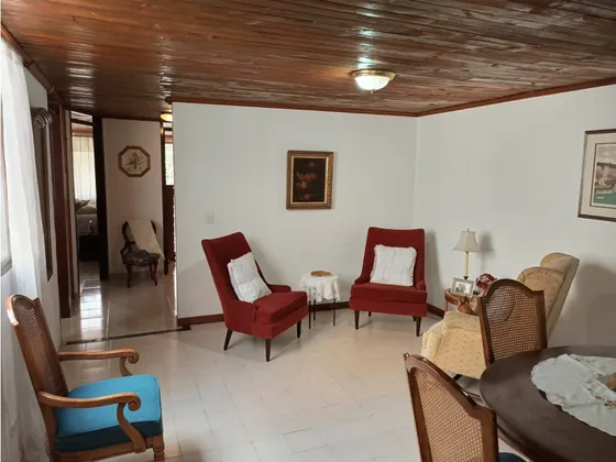 Apartamento En Venta La Floresta Medellin (l)