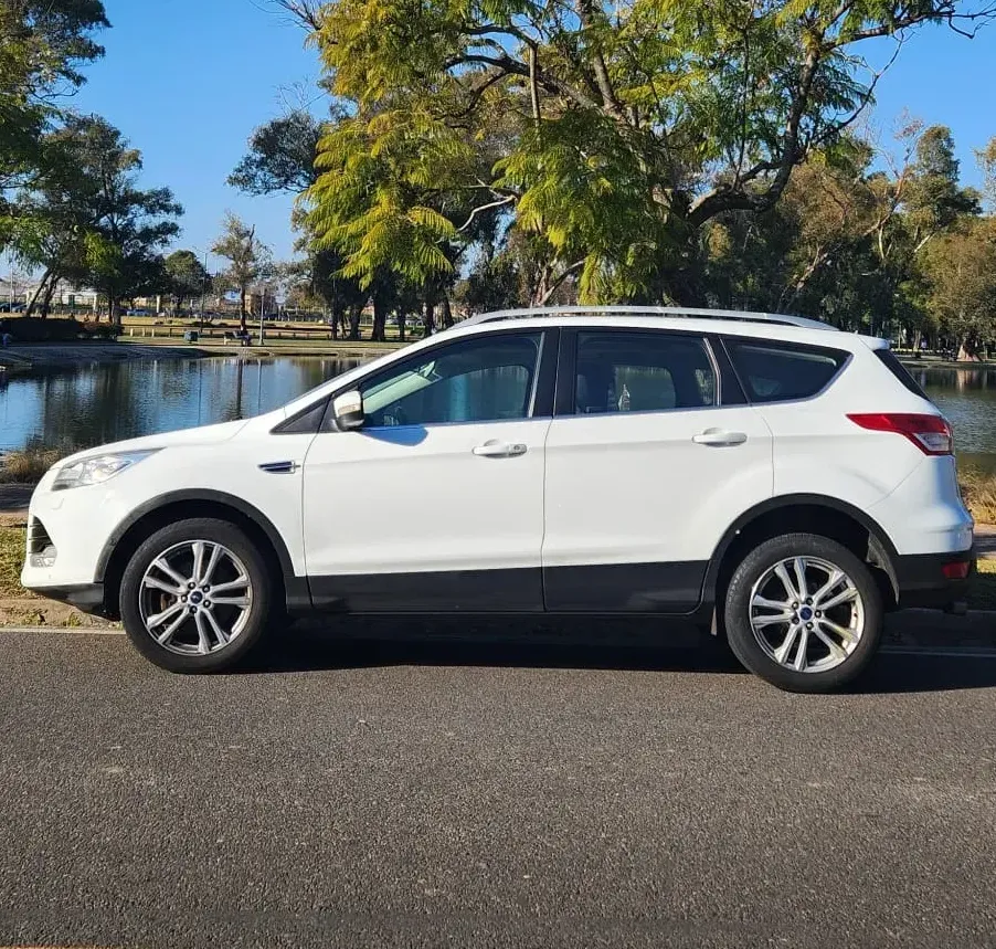 Ford Kuga 2.0 Titanium AT AWD