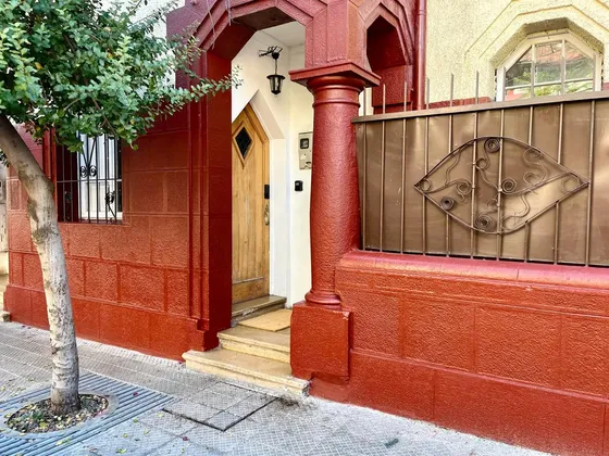 Box / Oficina En Casona Patrimonial En Providencia