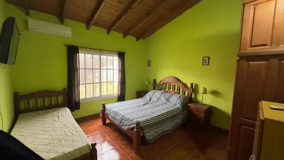 Casa En Venta - 2 Dormitorios 1 Baño - Cochera - 348mts2 - San Miguel Del Monte