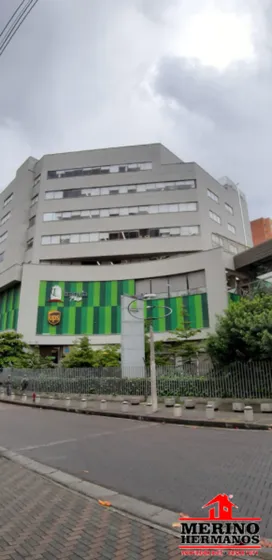 Local En Arriendo En Centro. Cod A4482