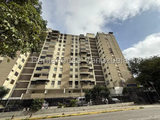 Apartamento Piso Medio 98,26m², 2h, 2b, 1p, Mls #25-24058 En Venta En  La California Norte,  Excelente Apto Totalmente Amoblado En La Av. Ppal. Francisco De Miranda, Servicios Óptimos / Isabel Gómez