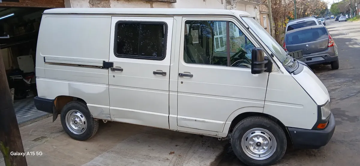 Renault Trafic508333482669527043