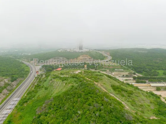 Maribel Morillo Asesor Inmobiliario De Rentahouse Vende Estupendo Terreno; De 23 Hectareas; Cercano Autopista Y Vias Principales; Ideal Para Desarrollo Habitacional O Comercial; De Barquisimeto Lara