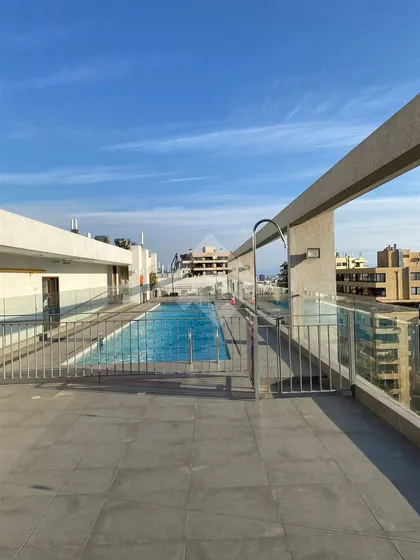 Departamento En Venta De 2 Dorm. En Las Condes