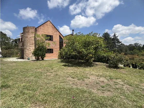 Casa Finca, Vereda Pontezuela En Rionegro (cm)
