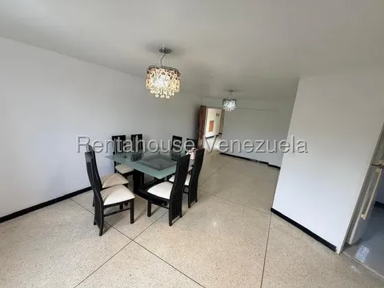 Cs Se Vende Bello Apartamento En Coche A Buen Precio Aproveche 27-1246