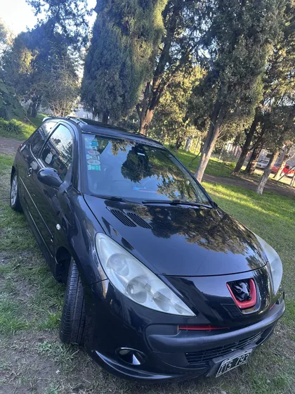 Peugeot 207 1.6 Xt