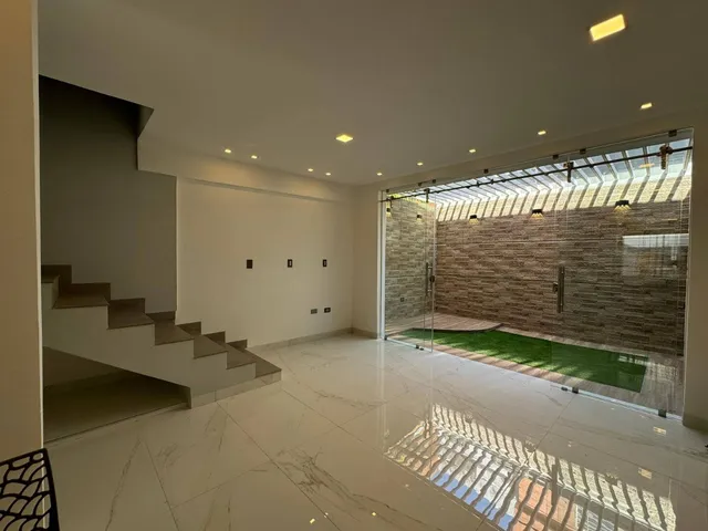 Venta De Exclusivo Townhouse En Resd. Villas De Santa Cruz San Diego