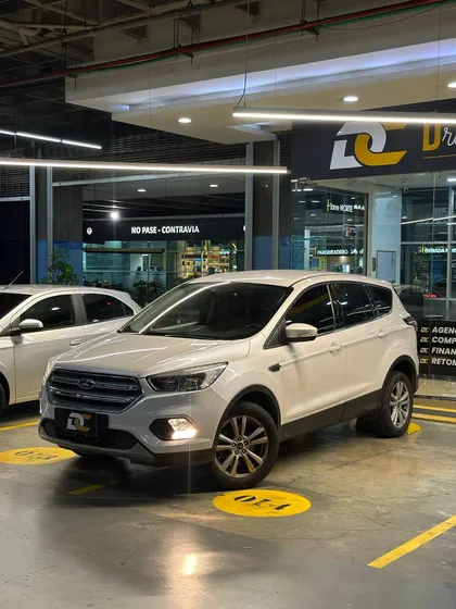 Ford Escape 2.0 Se 240 Hp 4x2
