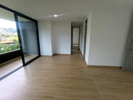  Apartamento En Arriendo Ubicado En El Retiro Sector La Maria (27385).