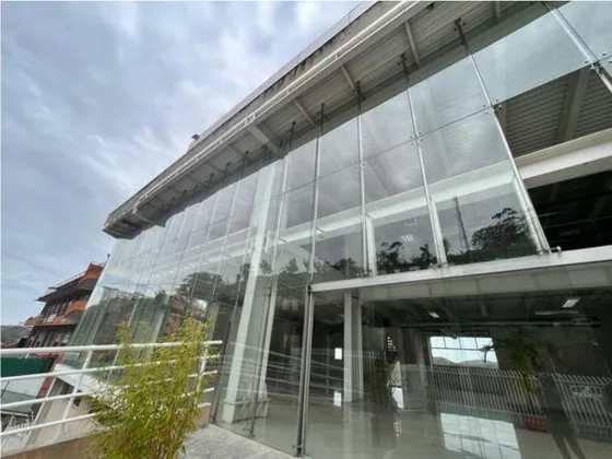 Edificio Comercial, San Antonio De Los Altos