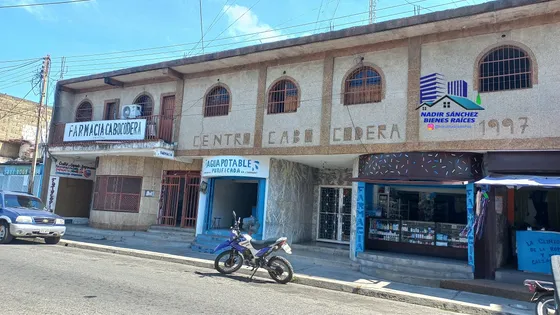 Se Vende Edificación  Comercial  En Higuerote Edo Miranda 