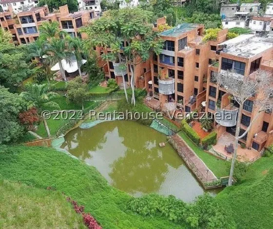 Townhouse  ( 4 Niveles / Remodelado / Semi Amoblado)  Alquiler La Boyera Mls - 22495