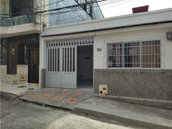 Venta De Casa Medianera Remodelada En El Centro De Pereira