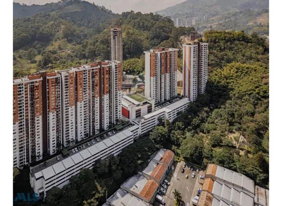 Apartamento De Ensueño, Totalmente Remodelado Y C...(mls#247952)