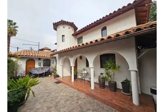 Casa En La Reina/ Simón Bolívar Condominio