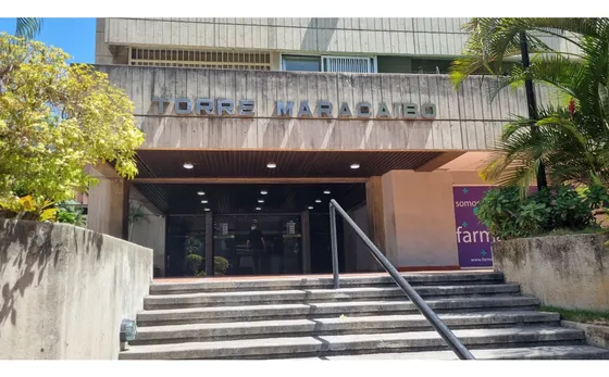 Venta Ofc De Consultorio Edif. Maracaibo. Av.libertador 78-24-57