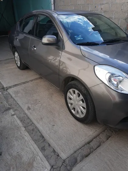 Nissan Versa 1.6 Sense 5vel Mt