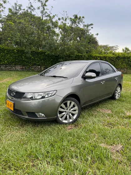 Kia Cerato Forte 2.0
