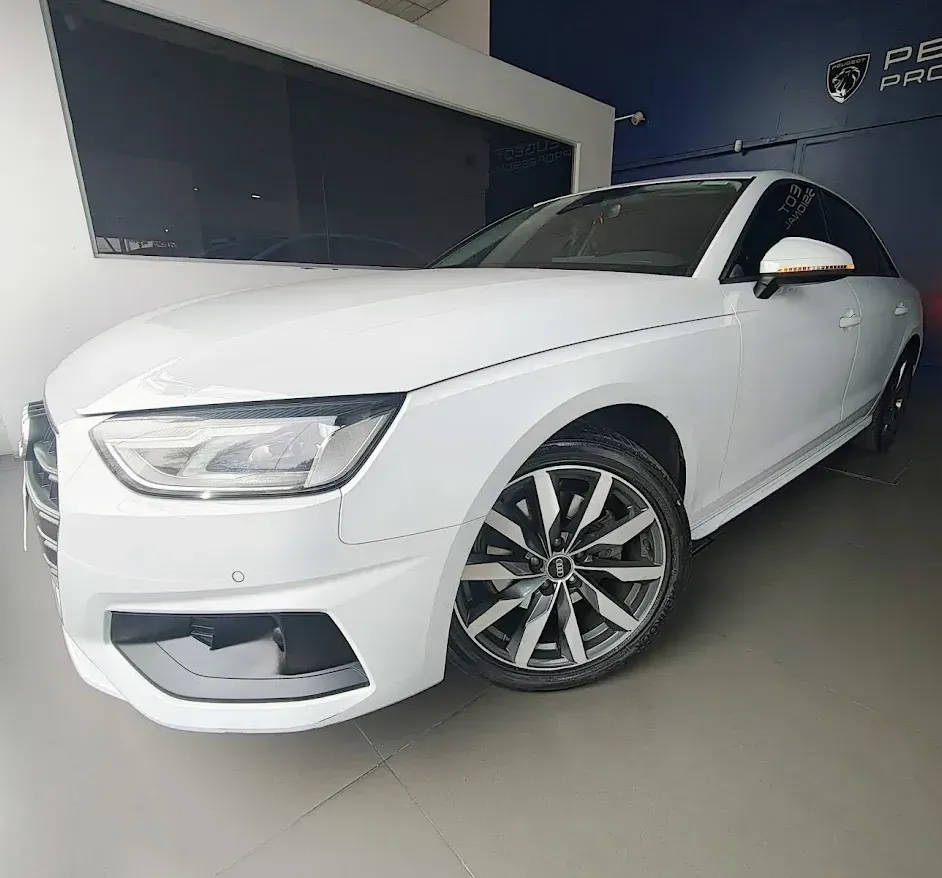 Audi A4 2.0 40 Tfsi Stronic 190Cv