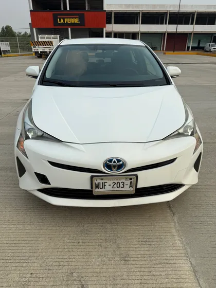Toyota Prius 1.8 Base Cvt
