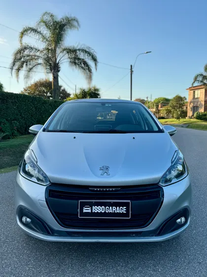 Peugeot 208 1.2 Allure 82cv 5p