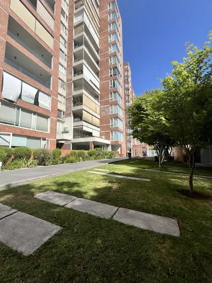 Departamento Amoblado. En Arriendo En Alto Las Condes