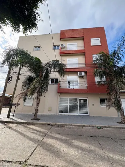 Departamento En Venta En Santos Lugares