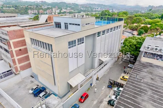 V Inversionista! Edificio En Venta En Los Ruices! 