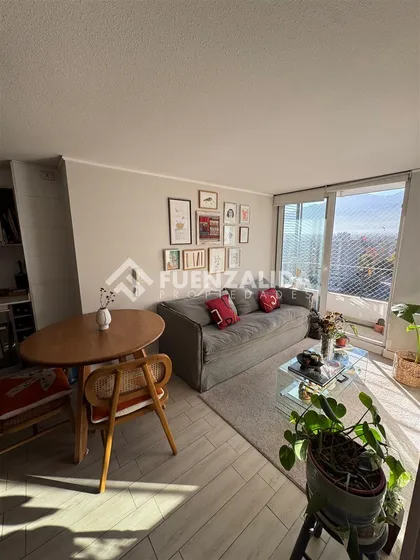 Departamento En Venta De 1 Dorm. En La Reina