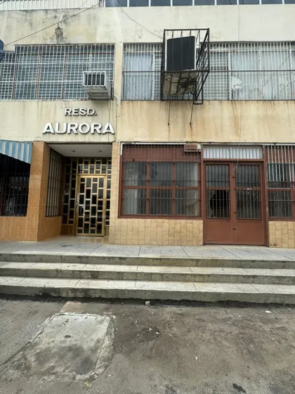 Local Comercial, Ubicado En Calle Comercio Cagua.