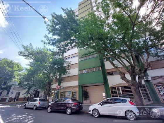 Impecable 3 Ambientes En Alquiler Con Cochera Y Baulera  En Quilmes Centro