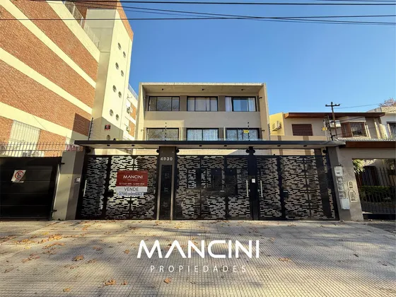 Triplex En Venta De 4 Ambientes - Villa Ballester Centro