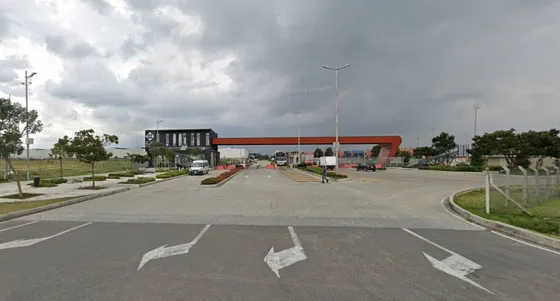 Bodega Disponible En Fontibón De 2.615 M² 