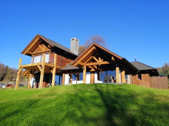 Casa En Venta  En Pucón, Segunda Faja, Sector Candelaria 
