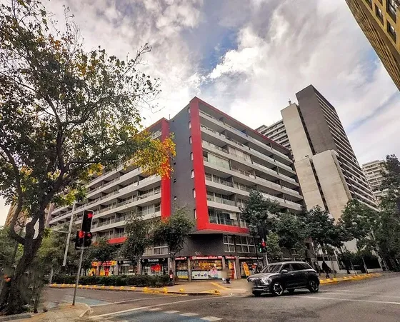 Lindo Depto.1d 1b Como Nuevo A Pasos De Metro Moneda