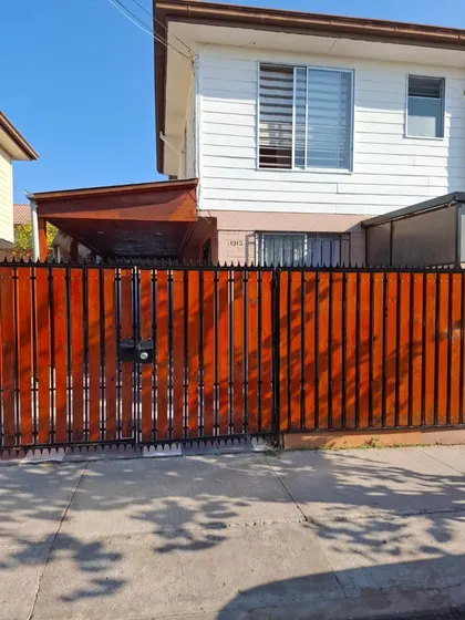 Arriendo Casa 2 Pisos 3d 2b Con Ampliación En Ciudad Satélit