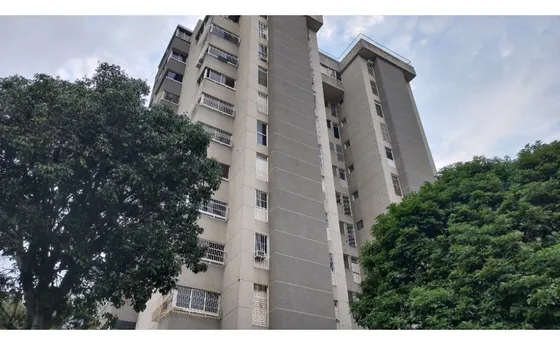 Se Vende Apartamento 84m2 La Urbina 5888