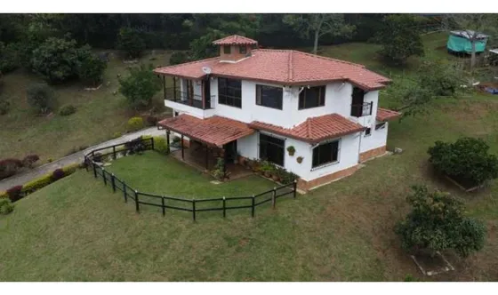 Venta Finca Girardota 8892 M²