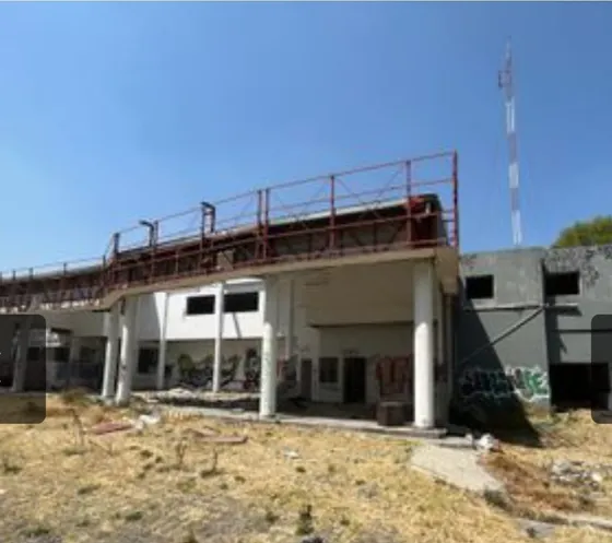 Local Comercial En Renta Ideal Para Agencia De Autos O Taller De Aseguradoras