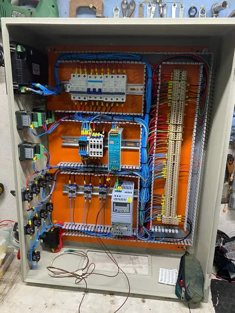 Painéis Elétricos Em Geral Com Ihm E Clp 