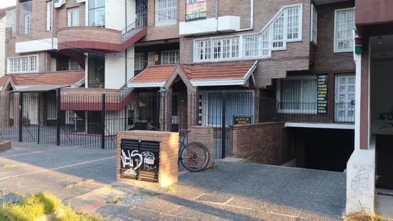 Venta Cocheras Adrogué Excelente Ubicación , Buen Acceso