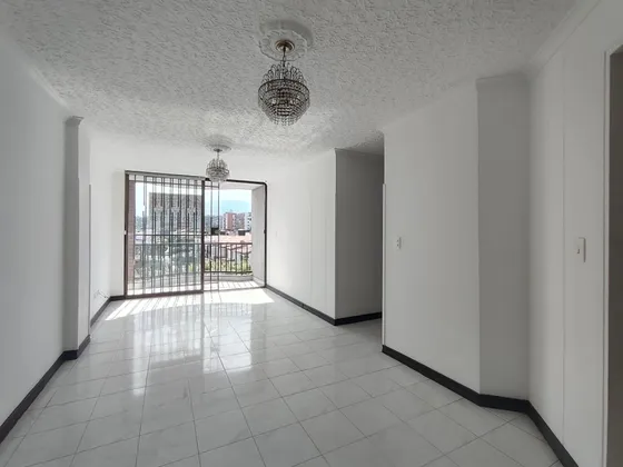 Apartamento En Arriendo En Avenida Libertadores. Cod A13082