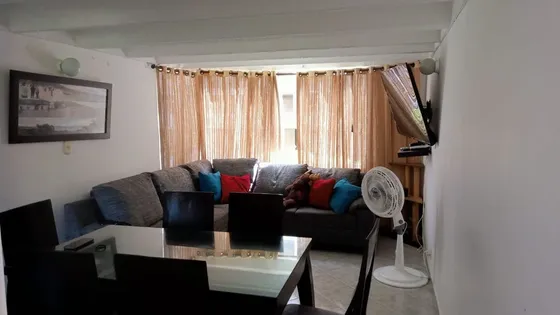 En Venta Apartamento Bosques Cañaveral Tercer Piso