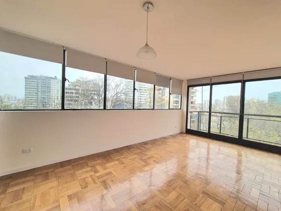 Recientemente Remodelado, En Excelente Ubicación