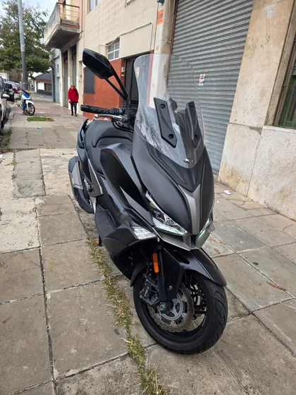 Kymco Xciting S 400 Negro