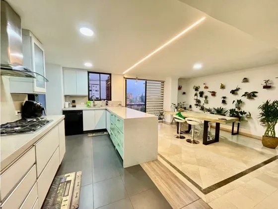 Apartamento Para Arriendo En Medellín El Poblado Sector Oviedo
