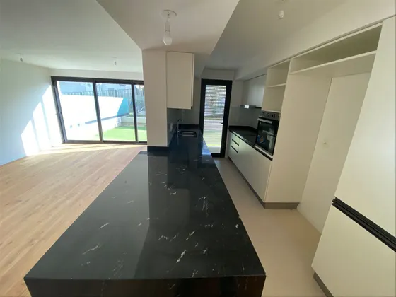 Apartamento De 3 Dormitorios En Malvin A Estrenar